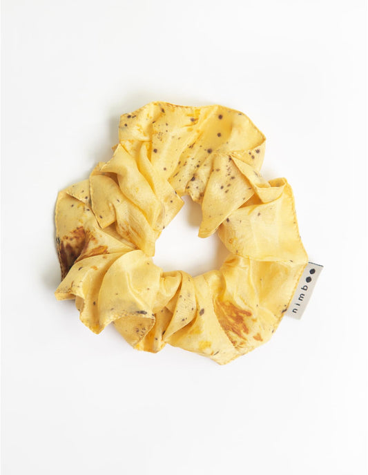 Chouchou en soie biologique sur queue de cheval