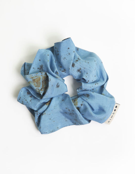 Chouchou en soie biologique sur queue de cheval